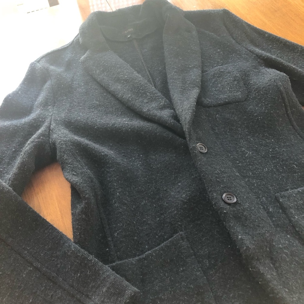Elegant Black Wool Blend Men’s Blazer - Picture 5 of 7